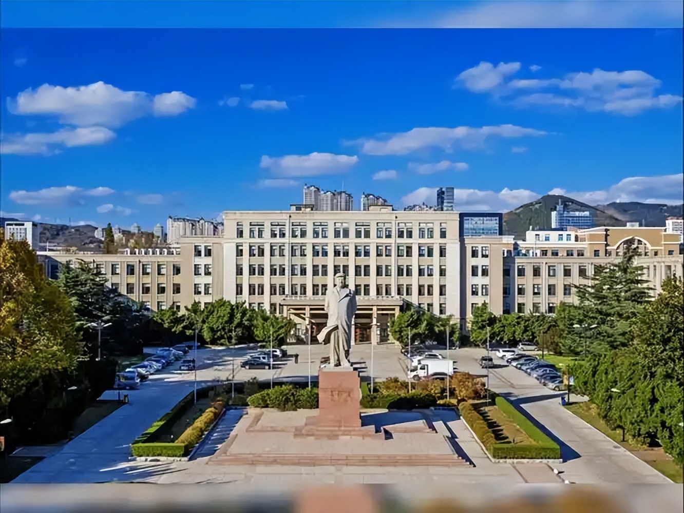 2025年辽宁高考各批次录取分数线详细汇总（含高校名单）