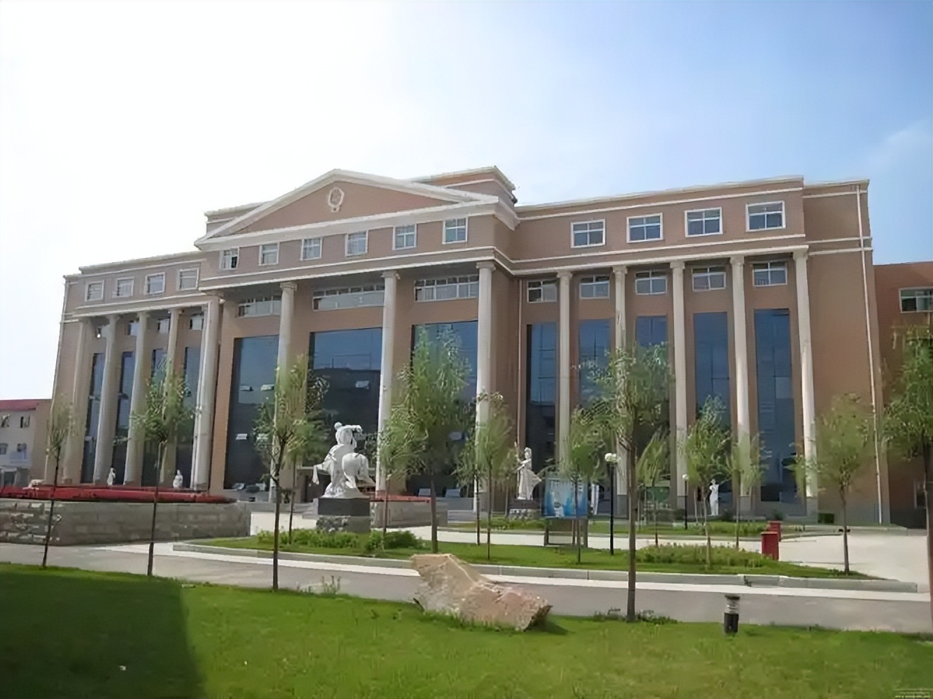 辽宁低分民办专科有哪些？附分数线及位次