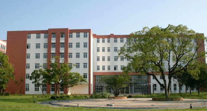 2025 上海民办专科院校名单及录取分数线汇总