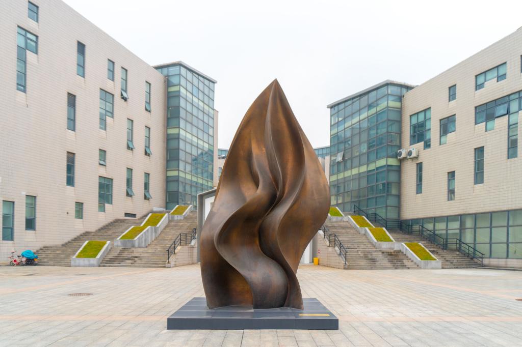 2024年中国人民大学在北京录取分数线(附近几年最低位次排名)