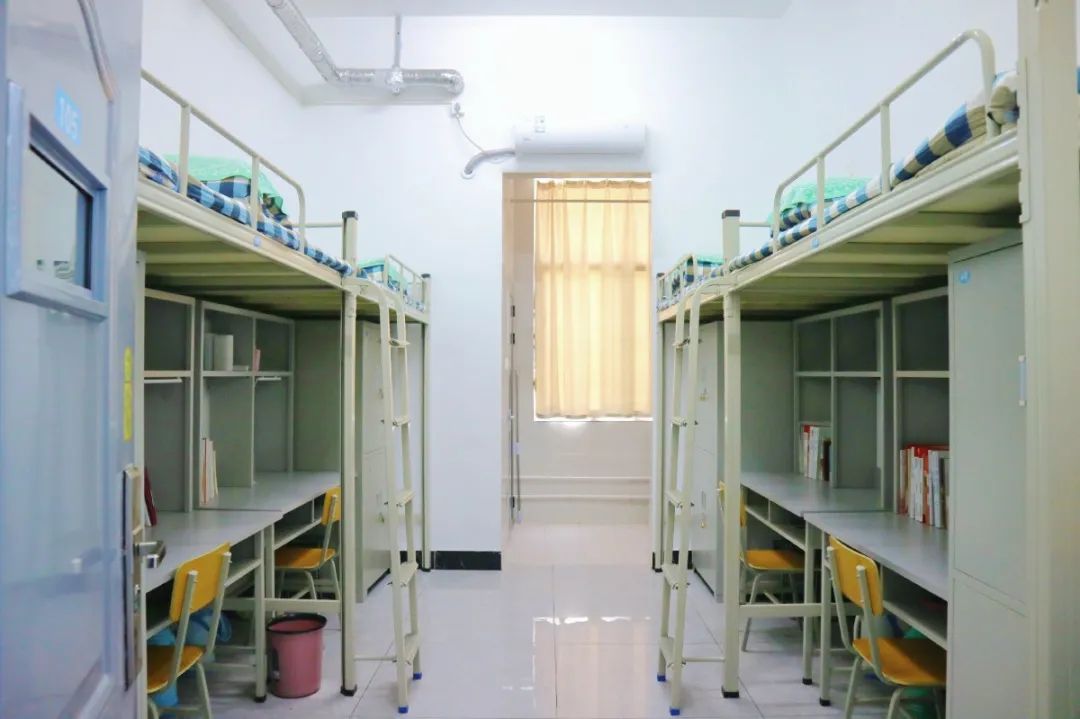 宝鸡职业技术学院宿舍条件怎么样？空调配置 + 房型费用 + 实景图片