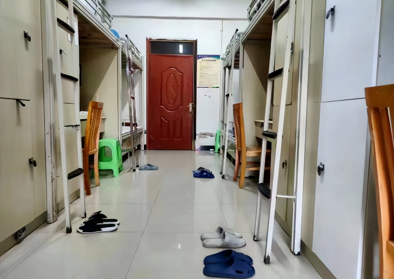 贵州装备制造职业学院宿舍条件怎么样 有空调吗 附宿舍图片(图3)