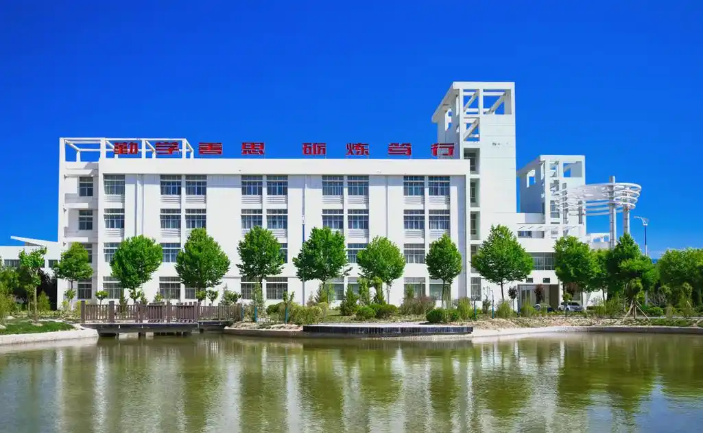 甘肃省专科院校一览表！附2025年录取分数线、最新排名(图3)