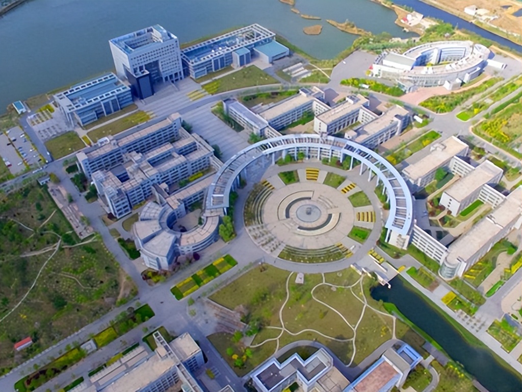 2026 天津公办二本大学有哪些！这 10 所实力最强，附最新分数线(图2)