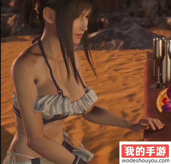 美女Coser惊艳COS《最终幻想7重生》泳装蒂法：夏日余晖中的蒂法重现