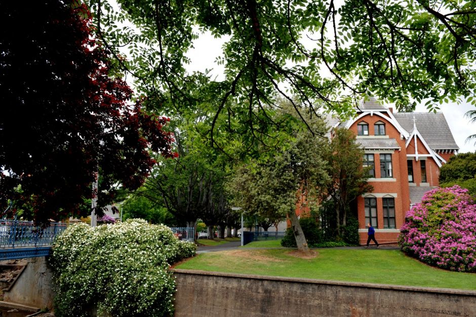 广东高考成绩多少分能报考武汉体育学院体育科技学院？附2023-2025年各专业录取位次排名(图1)