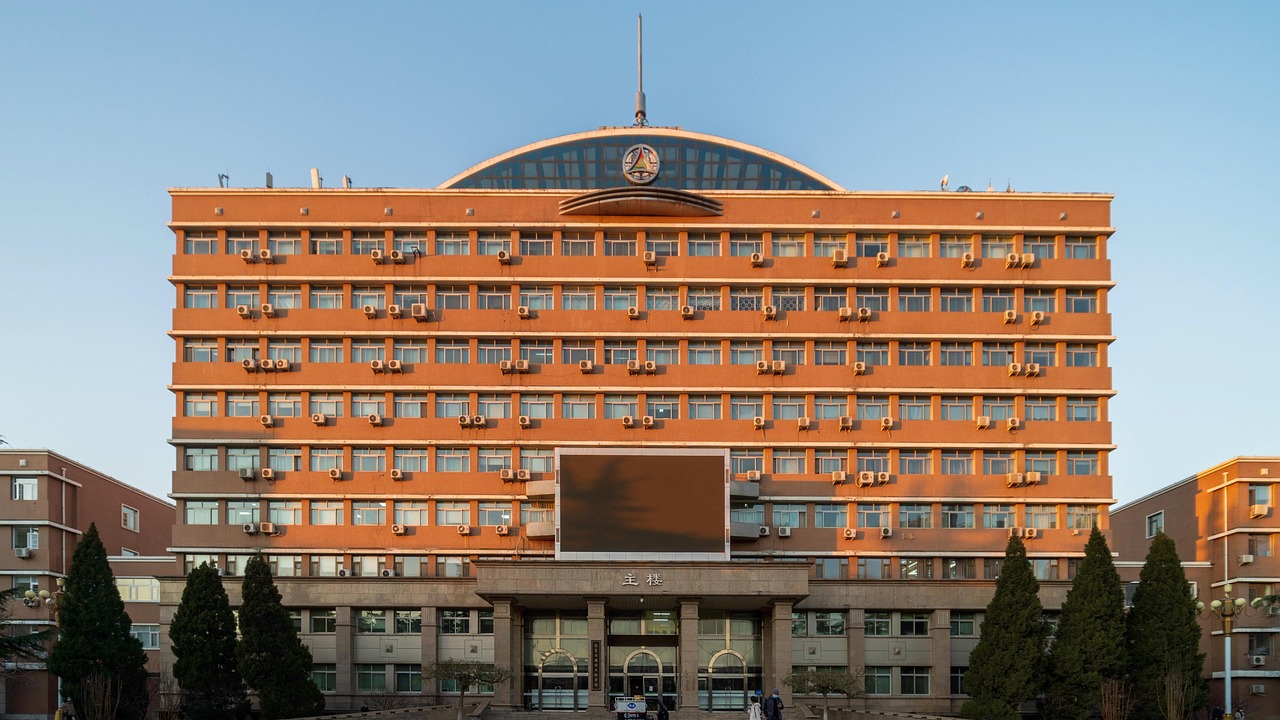 沈阳理工大学近年在河南录取分数线概览（包括2022-2024各专业最低分数线）(图1)